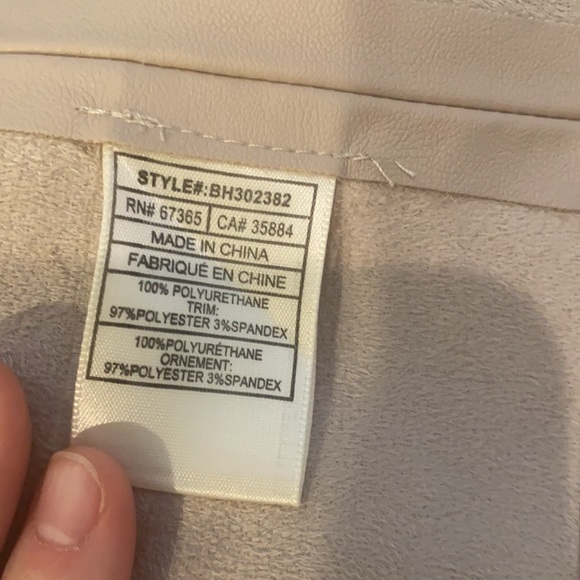 Cream Leather Jacket - Picture 4 of 7